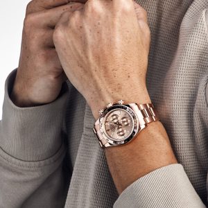 rolex-daytona-116505-rose-gold-sundust-diamond-baguette-dial-2015-rolex-43669838430452